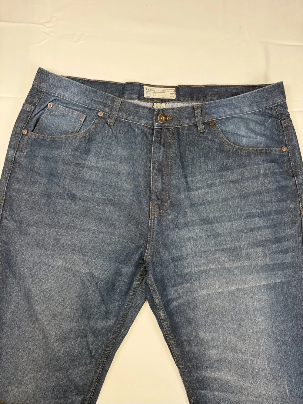 Alexander Julian Colours Men's Faded Blue Straight Jeans 42 x 30